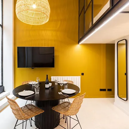 Dify Luxury - Ampere 아파트